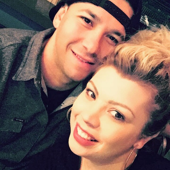 Meet your Posher, Brandy - Picture 4 of 6